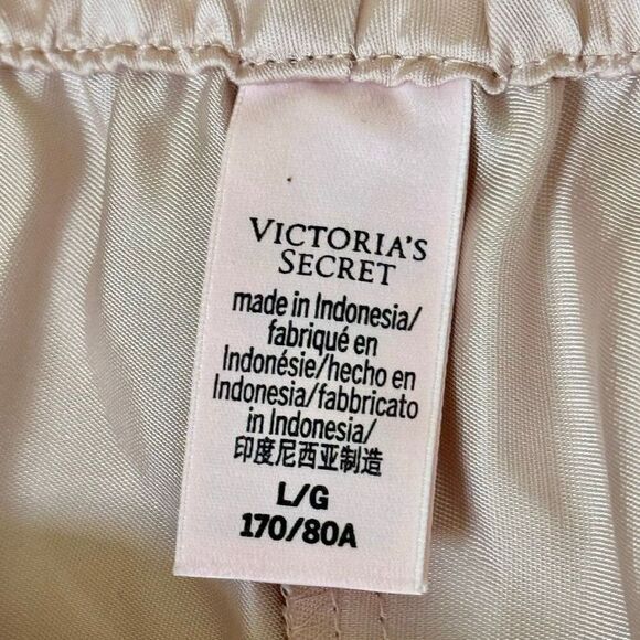 Victoria’s Secret Silky Soft Pale Pink Pajama Elastic Waist Bottoms - US women’s - Picture 4 of 11